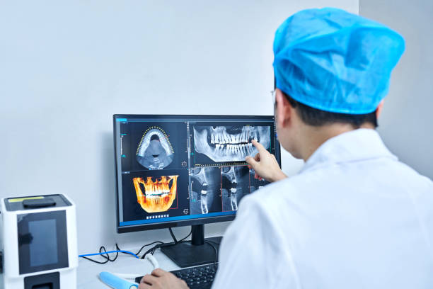 Best Emergency Tooth Extraction in Combined Locks, WI